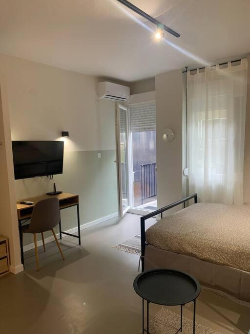 E2G Urban Stay With Balcony Salonicco Esterno foto